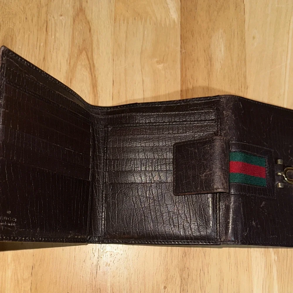 Gucci Brown & Green-Red Web Stripe Compact Wallet - Picture 3 of 7
